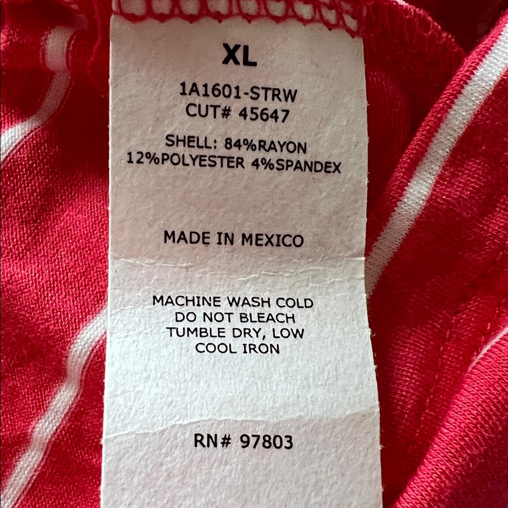 3/$25 Green Envelope Red and White Striped Top Nwt XL - Picture 5 of 5